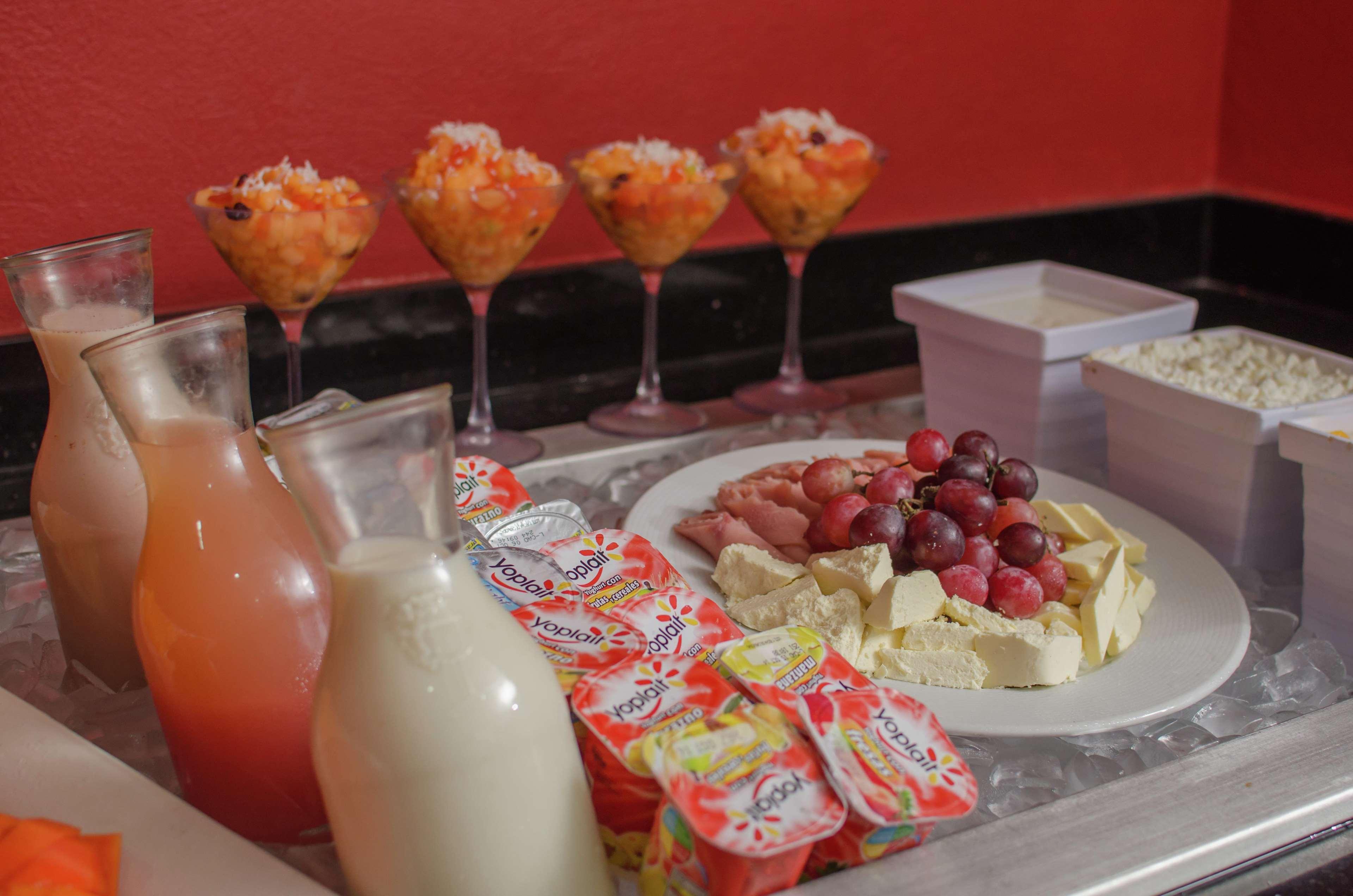 Hilton Garden Inn Tuxtla Gutierrez Ngoại thất bức ảnh