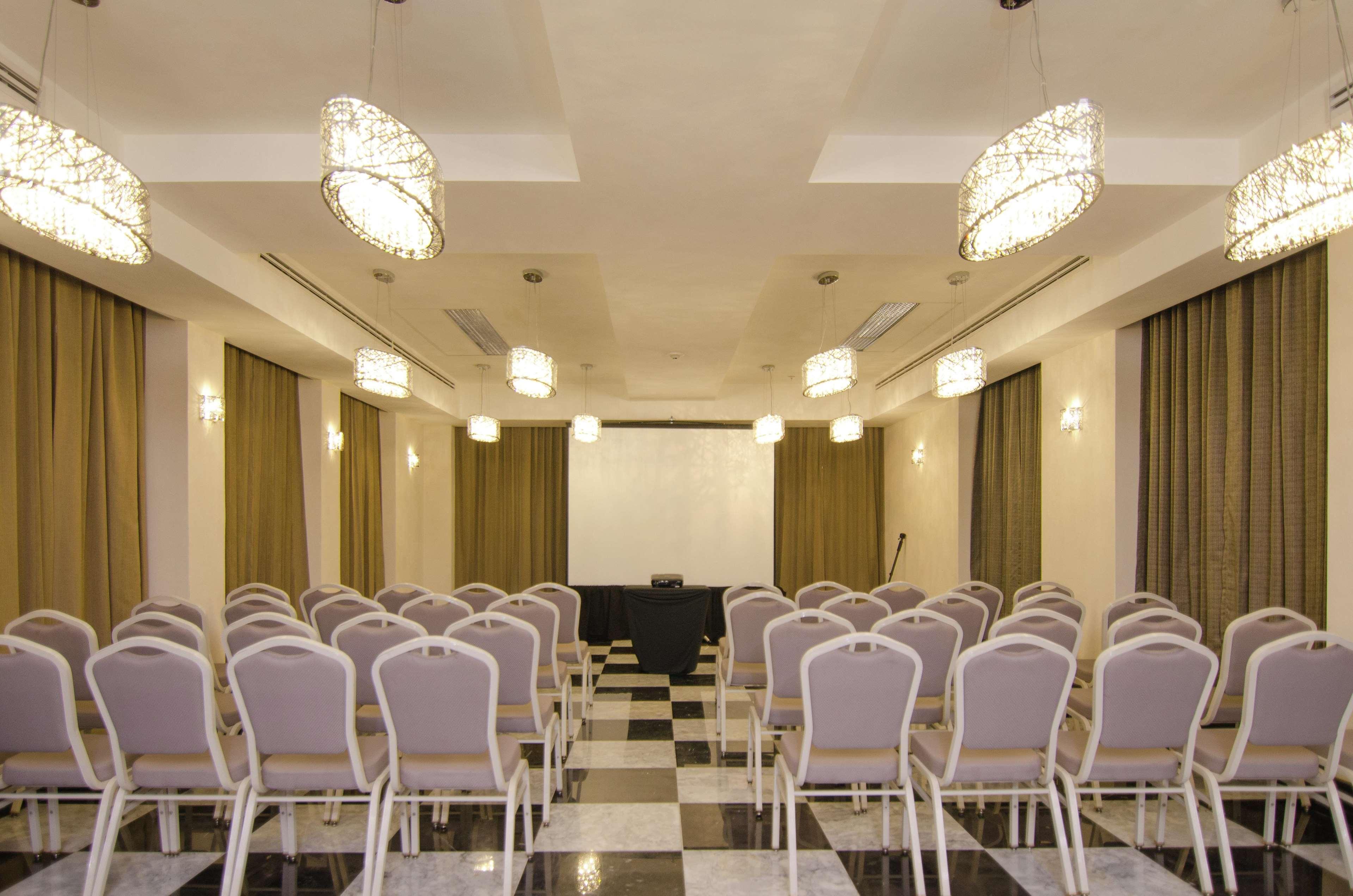 Hilton Garden Inn Tuxtla Gutierrez Ngoại thất bức ảnh